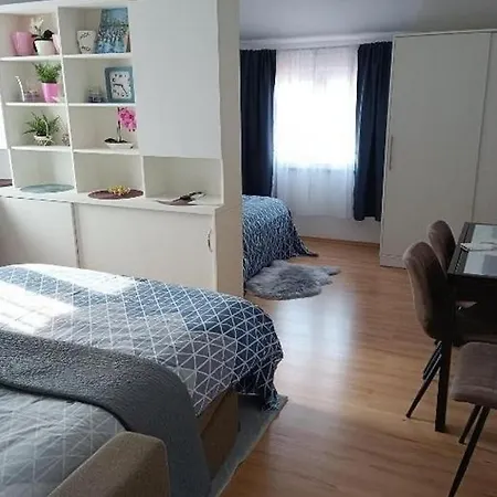 With Parking Space Kastel, Istria - Sredisnja Istra - 25684 דירה